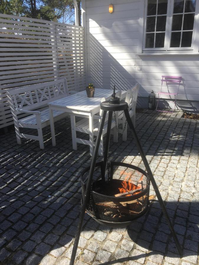 Leilighet I Sorlandshus I Son - Sjoutsikt - Naer Son Spa Kültér fotó